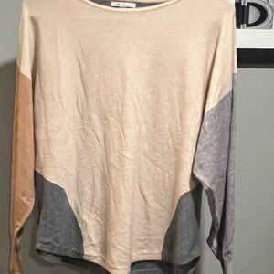 Milano Cream and Gray Knit Top